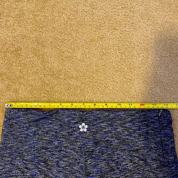 Tufff Athletics capri yoga pants - Picture 4 of 6